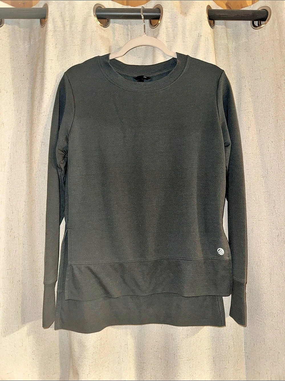 MPG Women’s Dark Green Crewneck Size Small Like New